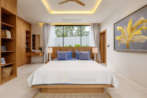 Villa in Chalong, Thailand 5 bedrooms № 179359 - photo 15