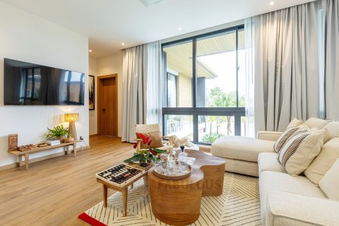 Villa in Chalong, Thailand 5 bedrooms № 179359 - photo 13