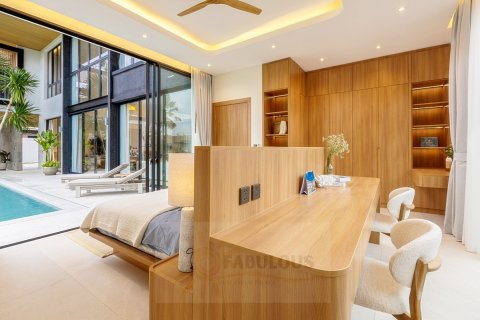 Villa in Chalong, Thailand 5 bedrooms № 179359 - photo 18