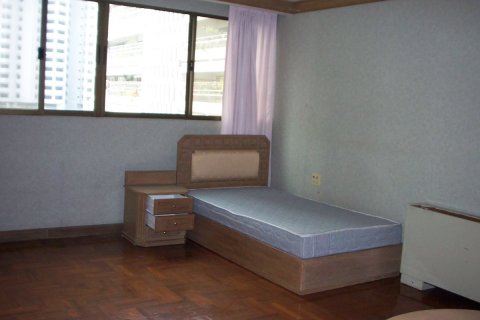Condominio de 3 dormitorios en Bangkok, Tailandia № 143738 - foto 7