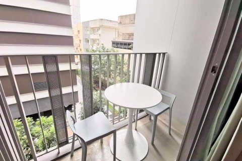 Studio in the Condo in Watthana, Bangkok, Thailand № 167482 - Foto 5