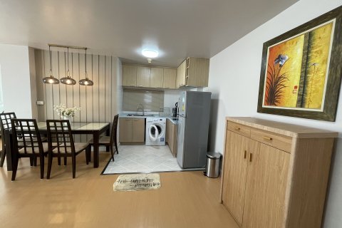 Estudio en el condominio en Watthana, Bangkok, Tailandia № 167476 - foto 4