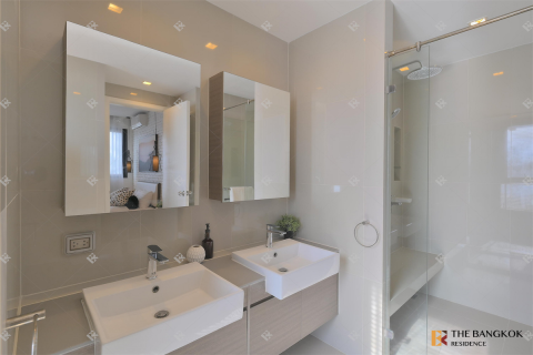 Condominio de 2 dormitorios en Bangkok, Tailandia № 233198 - foto 8