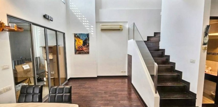 Dúplex de 2 dormitorios en Bangkok, Tailandia № 114160