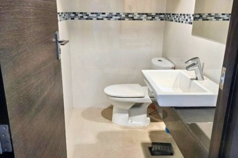 Dúplex de 2 dormitorios en Bangkok, Tailandia № 114160 - foto 7