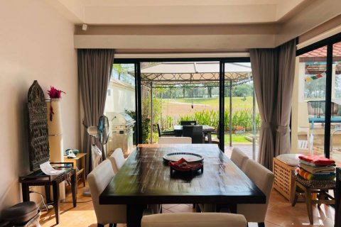 Chalet de 4 dormitorios en Phuket, Tailandia № 114157 - foto 4