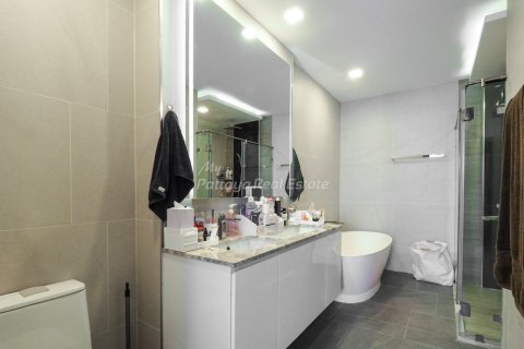 Condominio de 3 dormitorios en Pattaya, Tailandia № 170424 - foto 11