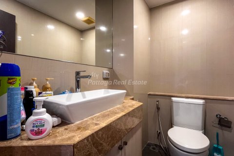 Condominio de 2 dormitorios en Bang Lamung, Tailandia № 170423 - foto 20