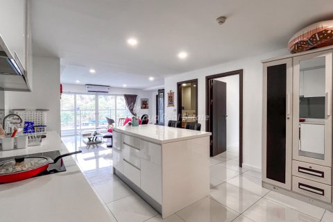 Condominio de 2 dormitorios en Bang Lamung, Tailandia № 170423 - foto 5