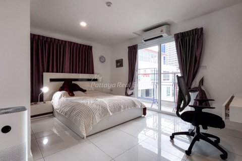 Condominio de 2 dormitorios en Bang Lamung, Tailandia № 170423 - foto 12