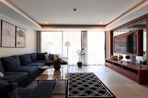 Condominio de 2 dormitorios en Pattaya, Tailandia № 170422 - foto 2