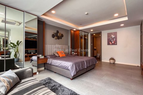 Condominio de 2 dormitorios en Pattaya, Tailandia № 170422 - foto 15