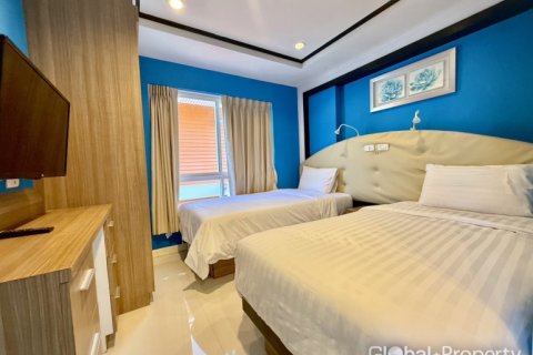 Condominio de 4 dormitorios en Pattaya, Tailandia № 170426 - foto 5