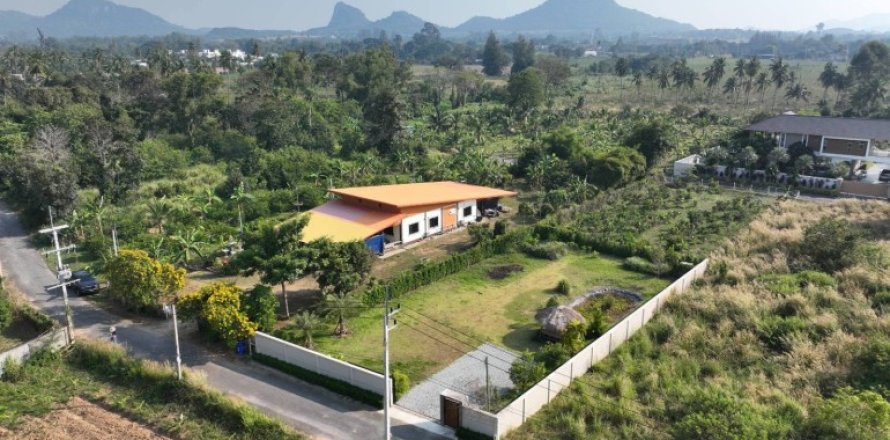 Terreno en Pattaya, Tailandia № 170425