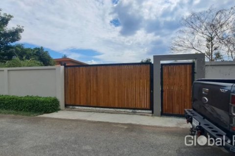Terreno en Pattaya, Tailandia № 170425 - foto 4