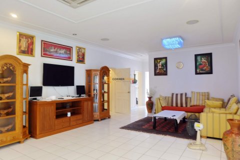 Estudio en Pattaya, Tailandia № 26529 - foto 17
