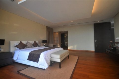 Chalet de 6 dormitorios en Kathu, Tailandia № 134016 - foto 23