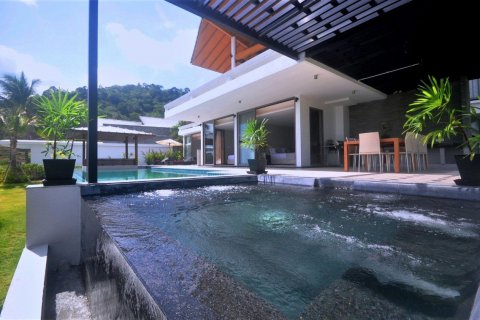 Chalet de 6 dormitorios en Kathu, Tailandia № 134016 - foto 15