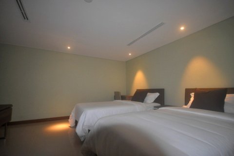 Chalet de 6 dormitorios en Kathu, Tailandia № 134016 - foto 30