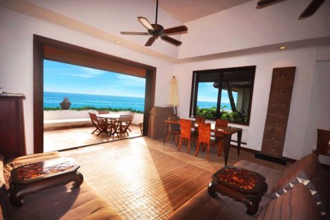 Chalet de 4 dormitorios en Kata, Tailandia № 134012 - foto 22