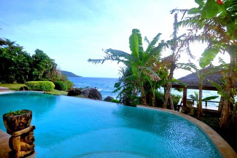 Chalet de 4 dormitorios en Kata, Tailandia № 134012 - foto 2