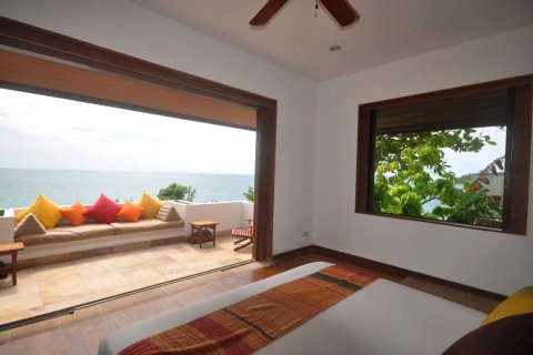 Chalet de 4 dormitorios en Kata, Tailandia № 134012 - foto 19