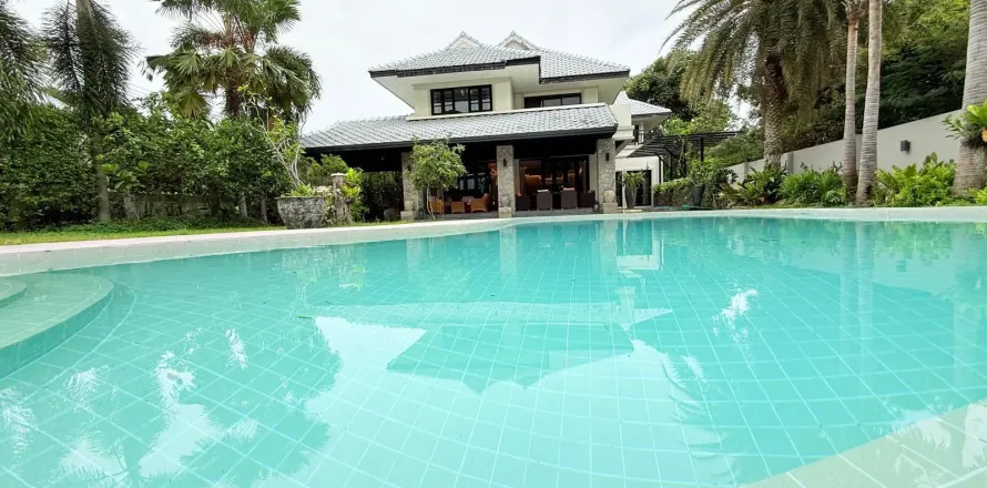 Chalet de 5 dormitorios en Hua Hin, Tailandia № 150202
