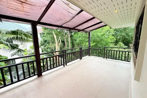 Chalet de 5 dormitorios en Hua Hin, Tailandia № 150202 - foto 28