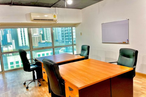Gewerbeimmobilie in Bangkok, Thailand 125 m2 № 143046 - Foto 3