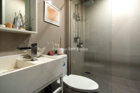 Condominio de 2 dormitorios en Bang Lamung, Tailandia № 150396 - foto 14