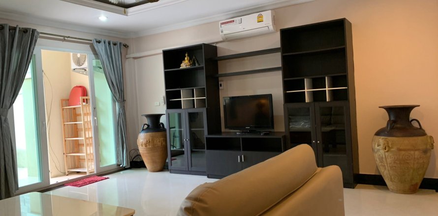 Casa de 2 dormitorios en Pattaya, Tailandia № 157471