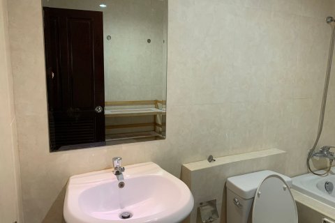 Casa de 2 dormitorios en Pattaya, Tailandia № 157471 - foto 5