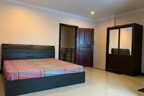 Casa de 2 dormitorios en Pattaya, Tailandia № 157471 - foto 20