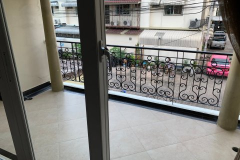 Casa de 2 dormitorios en Pattaya, Tailandia № 157471 - foto 7
