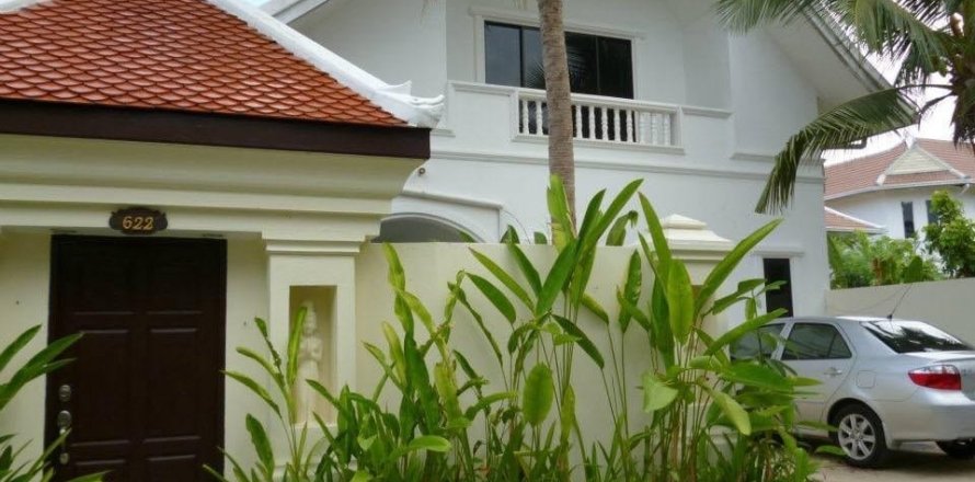 Casa de 3 dormitorios en Pattaya, Tailandia № 157473