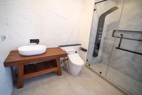 Haus in Bangkok, Thailand 6 Schlafzimmer № 157474 - Foto 22