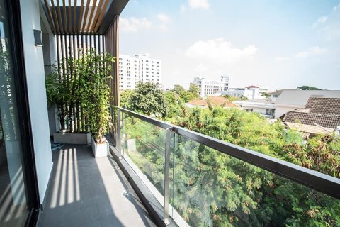 Haus in Bangkok, Thailand 6 Schlafzimmer № 157474 - Foto 14