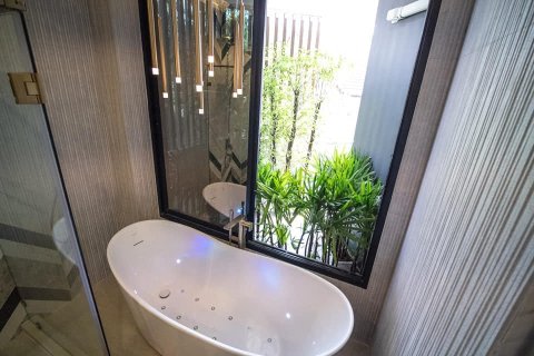 Haus in Bangkok, Thailand 6 Schlafzimmer № 157474 - Foto 30