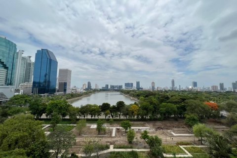 Condominio de 3 dormitorios en Bangkok, Tailandia № 157475 - foto 13