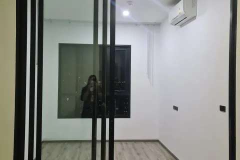 Studio dans le Condo à Watthana, Bangkok, Thaïlande  № 161584 - photo 7