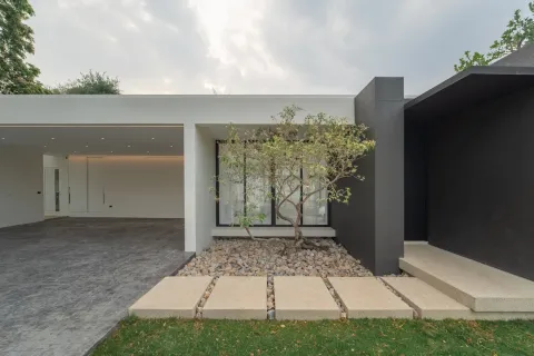 Chalet de 4 dormitorios en Chiang Mai, Tailandia № 162784 - foto 3