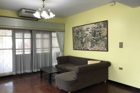 Casa de 4 dormitorios en Pattaya, Tailandia № 54018 - foto 24
