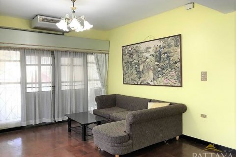 Casa de 4 dormitorios en Pattaya, Tailandia № 54018 - foto 5