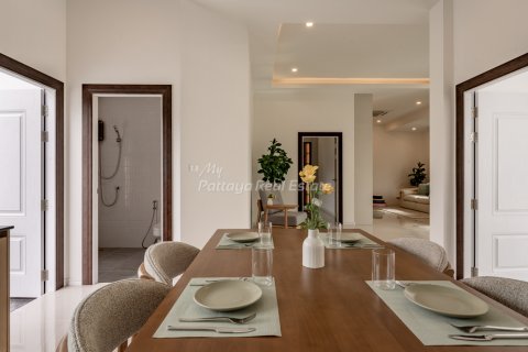 Casa de 3 dormitorios en Bang Lamung, Tailandia № 202284 - foto 6