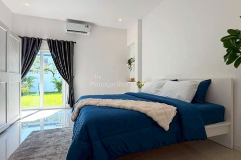 Casa de 3 dormitorios en Bang Lamung, Tailandia № 202283 - foto 18