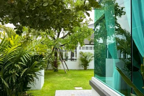 Casa de 3 dormitorios en Bang Lamung, Tailandia № 202283 - foto 3