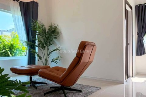 Casa de 3 dormitorios en Bang Lamung, Tailandia № 202283 - foto 13