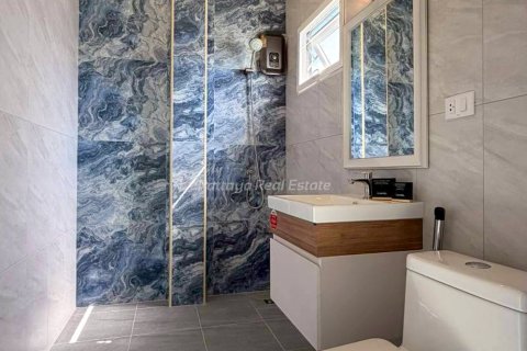 Casa de 3 dormitorios en Bang Lamung, Tailandia № 202283 - foto 15