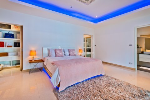Casa de 3 dormitorios en Bang Lamung, Tailandia № 202280 - foto 24