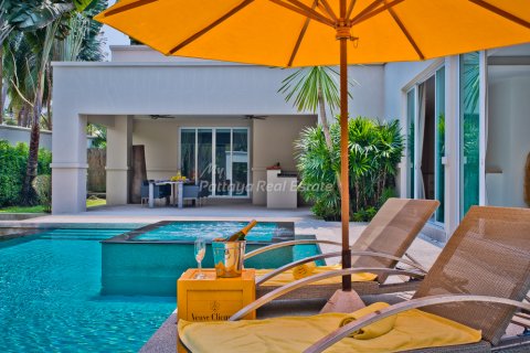 Casa de 3 dormitorios en Bang Lamung, Tailandia № 202280 - foto 12